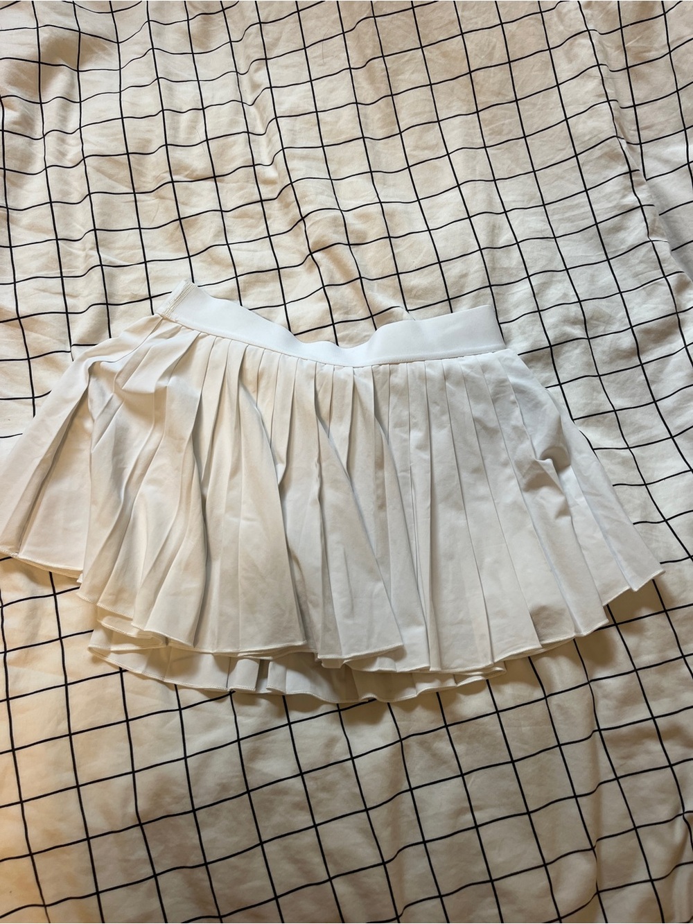 Aritzia TNA Tennis Skirt